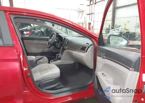 2017 Hyundai Elantra Se z USA, uszkodzony, nr VIN 5NPD74LF9HH166679